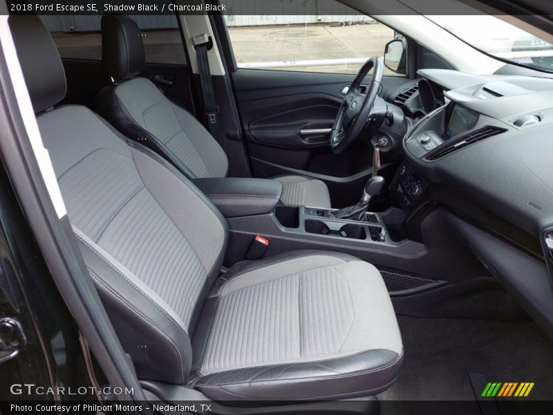 Shadow Black / Charcoal Black 2018 Ford Escape SE