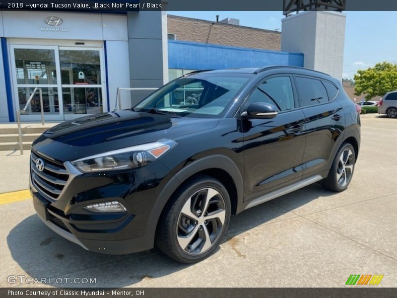 Black Noir Pearl / Black 2018 Hyundai Tucson Value