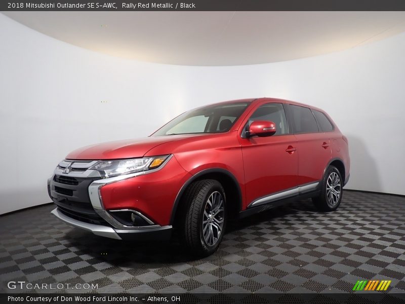 Rally Red Metallic / Black 2018 Mitsubishi Outlander SE S-AWC