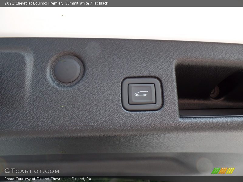 Summit White / Jet Black 2021 Chevrolet Equinox Premier