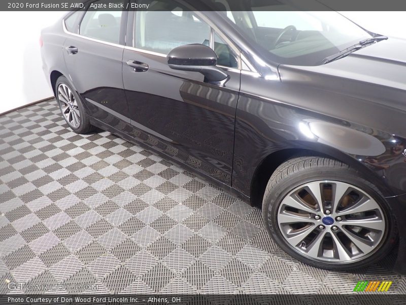 Agate Black / Ebony 2020 Ford Fusion SE AWD