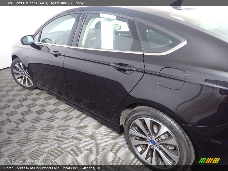 Agate Black / Ebony 2020 Ford Fusion SE AWD