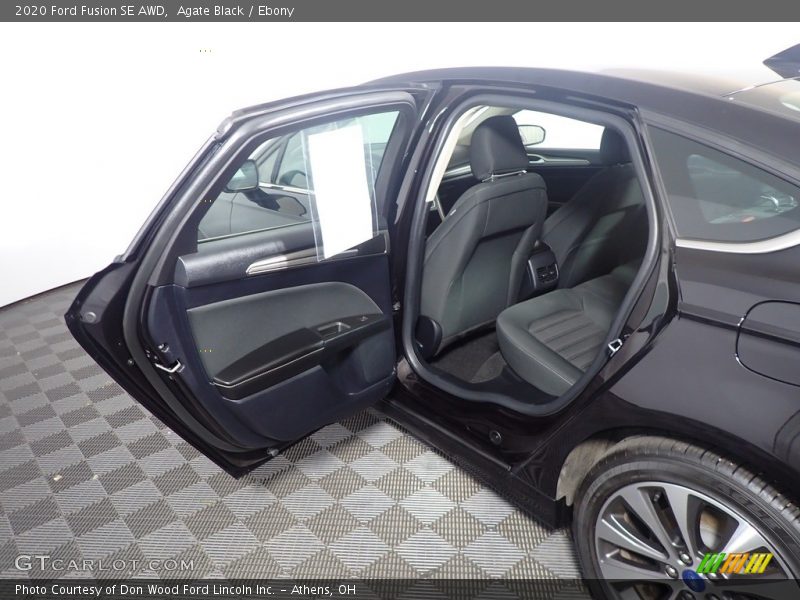Agate Black / Ebony 2020 Ford Fusion SE AWD