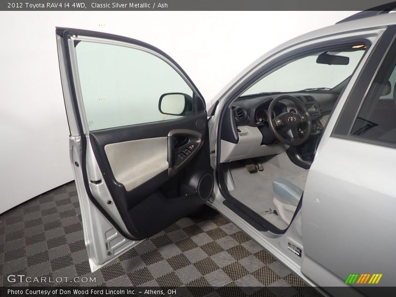 Classic Silver Metallic / Ash 2012 Toyota RAV4 I4 4WD