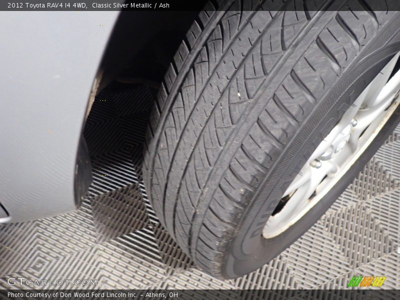 Classic Silver Metallic / Ash 2012 Toyota RAV4 I4 4WD
