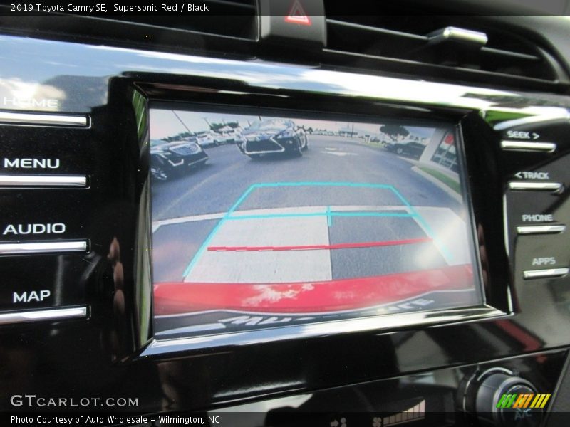 Supersonic Red / Black 2019 Toyota Camry SE