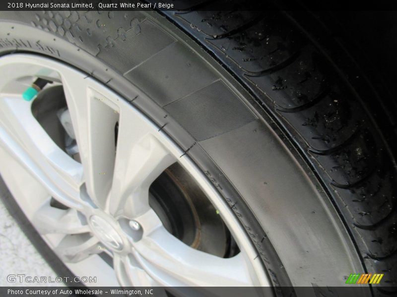 Quartz White Pearl / Beige 2018 Hyundai Sonata Limited