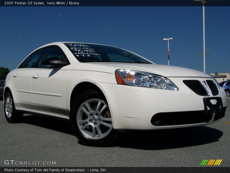 Ivory White / Ebony 2005 Pontiac G6 Sedan