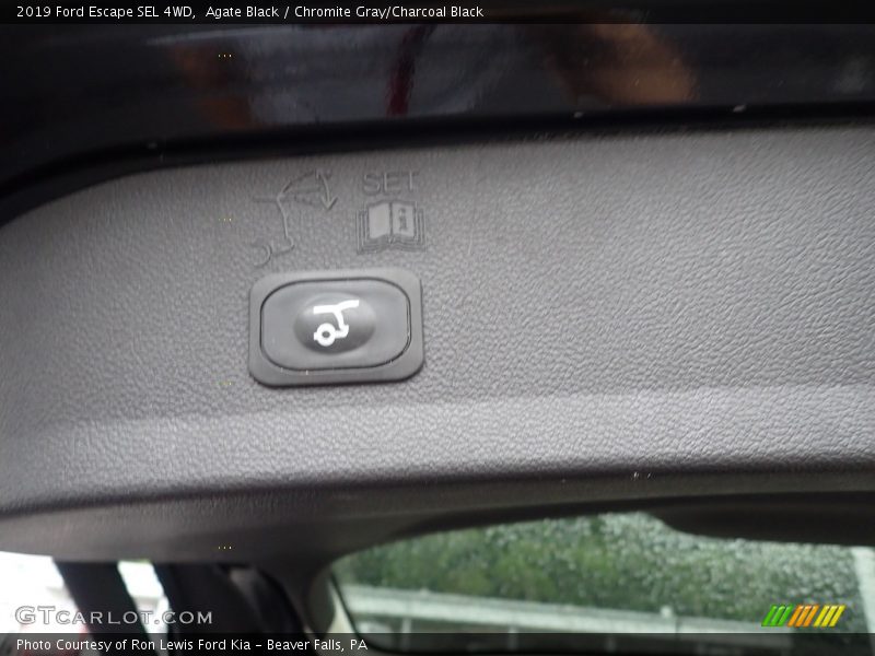 Agate Black / Chromite Gray/Charcoal Black 2019 Ford Escape SEL 4WD