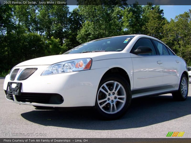 Ivory White / Ebony 2005 Pontiac G6 Sedan