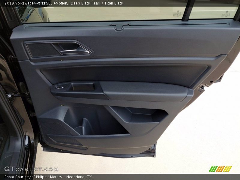 Deep Black Pearl / Titan Black 2019 Volkswagen Atlas SEL 4Motion