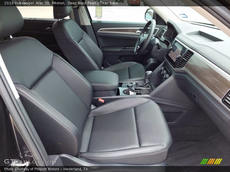 Deep Black Pearl / Titan Black 2019 Volkswagen Atlas SEL 4Motion