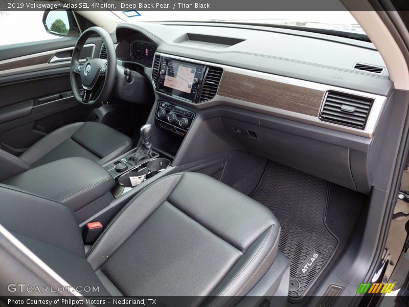 Deep Black Pearl / Titan Black 2019 Volkswagen Atlas SEL 4Motion
