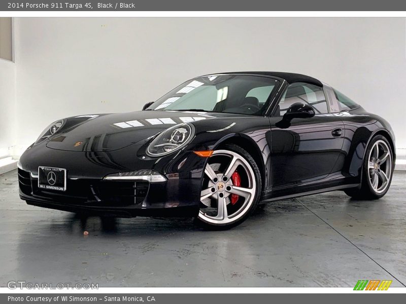 Front 3/4 View of 2014 911 Targa 4S