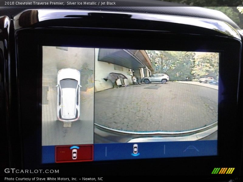 Controls of 2018 Traverse Premier