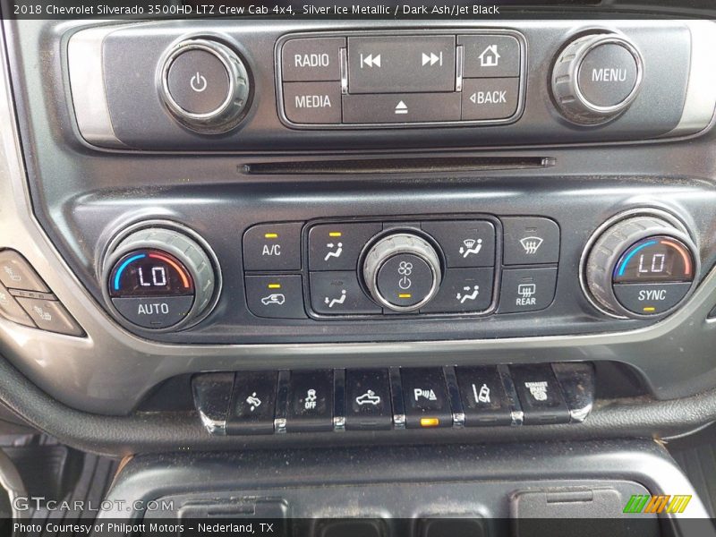 Controls of 2018 Silverado 3500HD LTZ Crew Cab 4x4