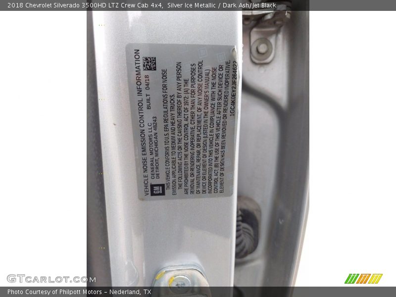 Silver Ice Metallic / Dark Ash/Jet Black 2018 Chevrolet Silverado 3500HD LTZ Crew Cab 4x4