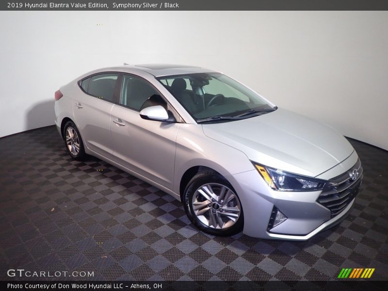 Symphony Silver / Black 2019 Hyundai Elantra Value Edition