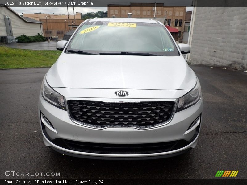 Silky Silver / Dark Graphite 2019 Kia Sedona EX