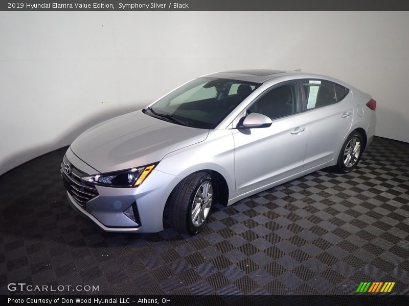 Symphony Silver / Black 2019 Hyundai Elantra Value Edition