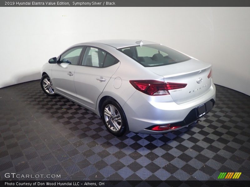Symphony Silver / Black 2019 Hyundai Elantra Value Edition