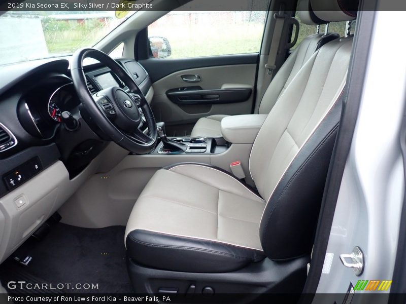 Front Seat of 2019 Sedona EX
