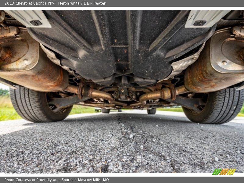 Heron White / Dark Pewter 2013 Chevrolet Caprice PPV