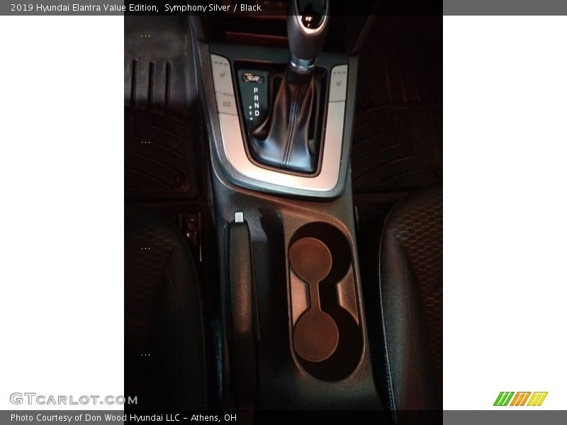 Symphony Silver / Black 2019 Hyundai Elantra Value Edition