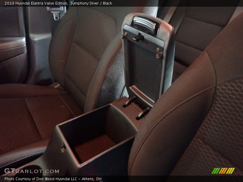 Symphony Silver / Black 2019 Hyundai Elantra Value Edition