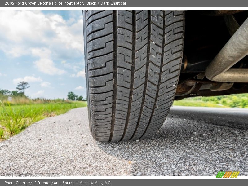 Black / Dark Charcoal 2009 Ford Crown Victoria Police Interceptor