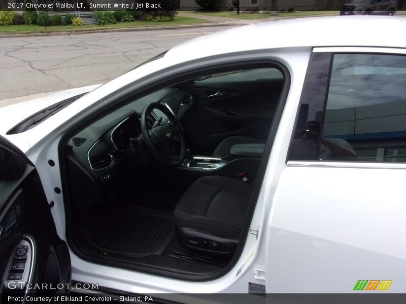 Summit White / Jet Black 2017 Chevrolet Malibu LT