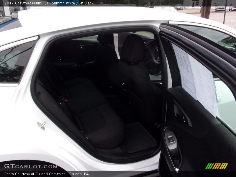 Summit White / Jet Black 2017 Chevrolet Malibu LT