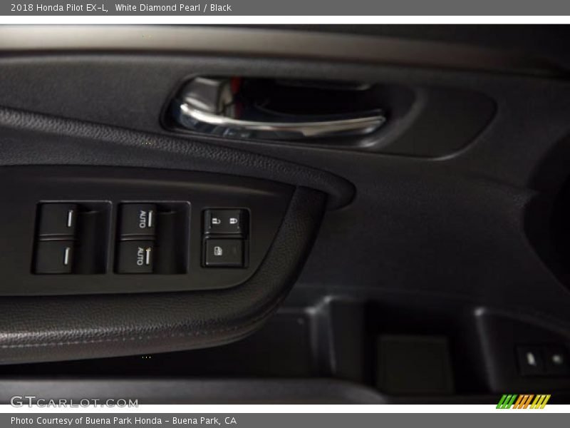 White Diamond Pearl / Black 2018 Honda Pilot EX-L