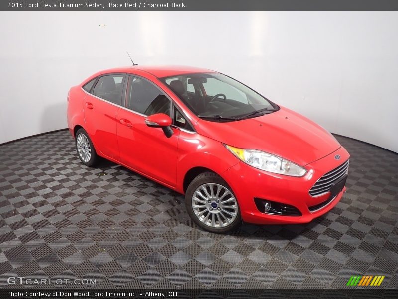 Front 3/4 View of 2015 Fiesta Titanium Sedan