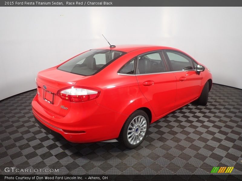 Race Red / Charcoal Black 2015 Ford Fiesta Titanium Sedan