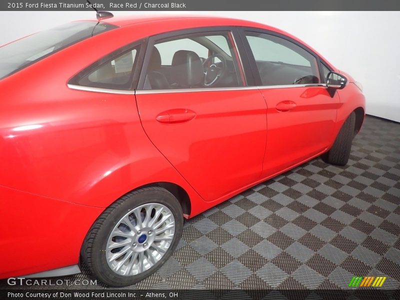 Race Red / Charcoal Black 2015 Ford Fiesta Titanium Sedan