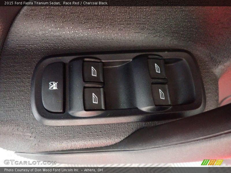 Race Red / Charcoal Black 2015 Ford Fiesta Titanium Sedan