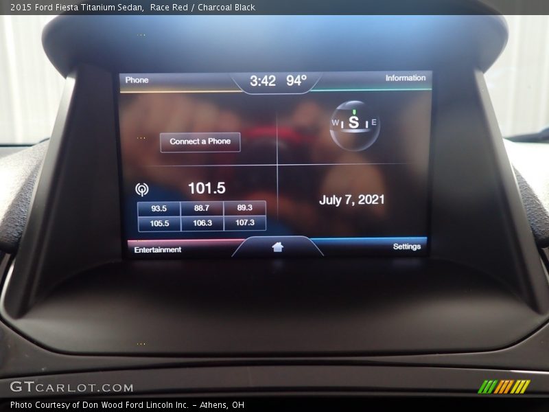 Race Red / Charcoal Black 2015 Ford Fiesta Titanium Sedan
