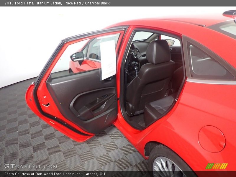 Race Red / Charcoal Black 2015 Ford Fiesta Titanium Sedan