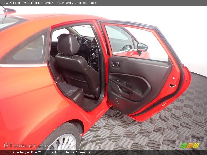 Race Red / Charcoal Black 2015 Ford Fiesta Titanium Sedan