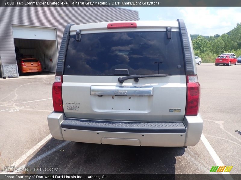 Mineral Gray Metallic / Dark Khaki/Light Graystone 2008 Jeep Commander Limited 4x4