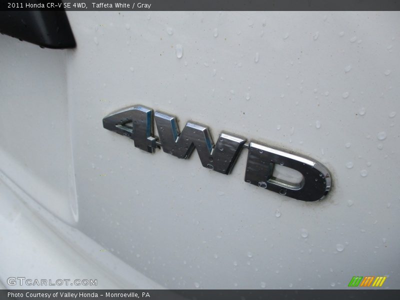 Taffeta White / Gray 2011 Honda CR-V SE 4WD