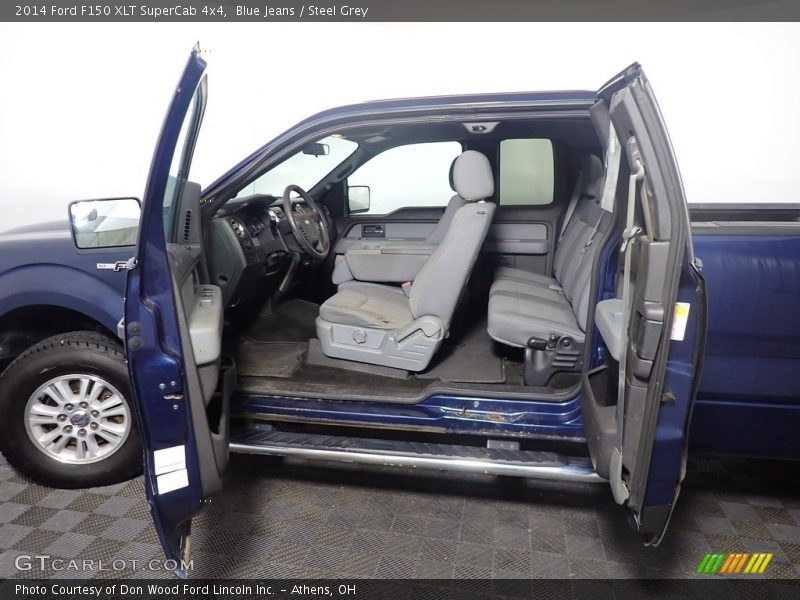 Front Seat of 2014 F150 XLT SuperCab 4x4