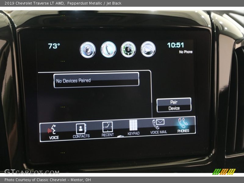 Pepperdust Metallic / Jet Black 2019 Chevrolet Traverse LT AWD