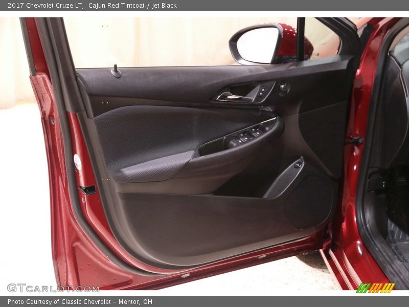 Cajun Red Tintcoat / Jet Black 2017 Chevrolet Cruze LT
