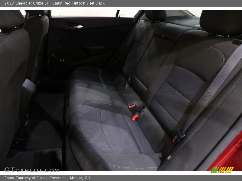 Cajun Red Tintcoat / Jet Black 2017 Chevrolet Cruze LT
