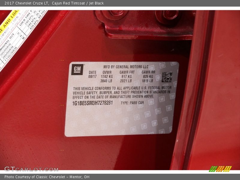 Cajun Red Tintcoat / Jet Black 2017 Chevrolet Cruze LT