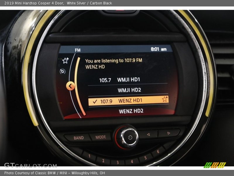White Silver / Carbon Black 2019 Mini Hardtop Cooper 4 Door