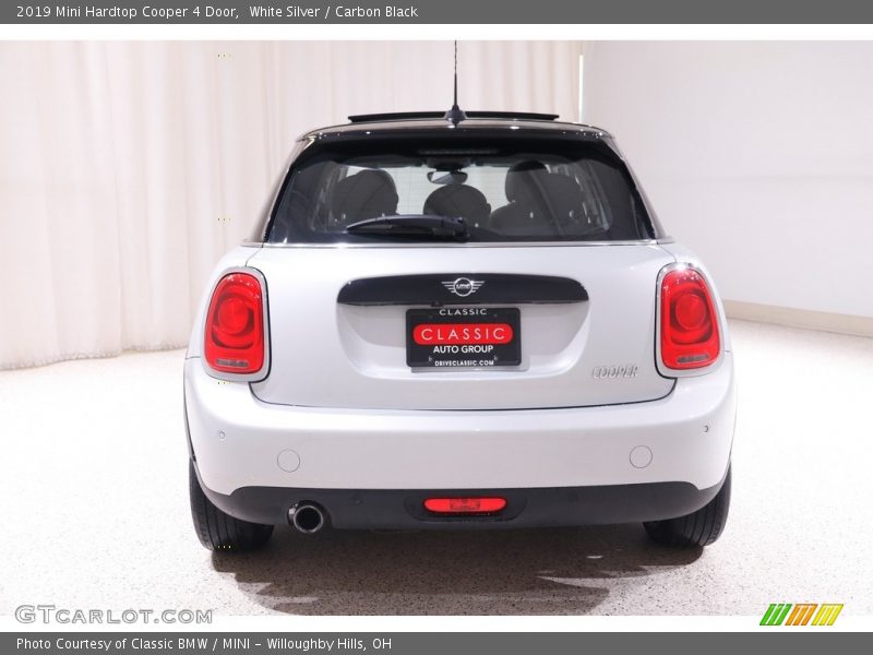 White Silver / Carbon Black 2019 Mini Hardtop Cooper 4 Door