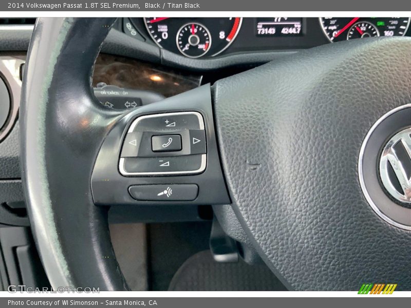  2014 Passat 1.8T SEL Premium Steering Wheel